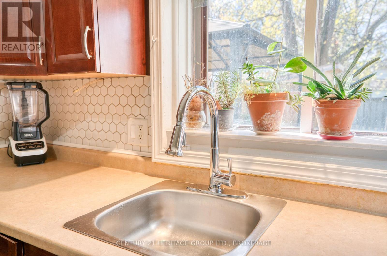 143 Green Street, Deseronto, Ontario K0K 1X0 - Photo 29 - X12520982