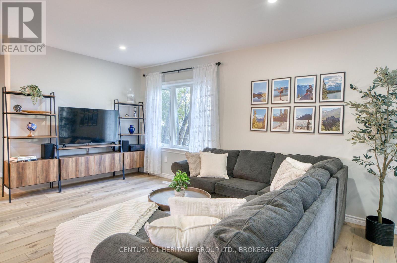 5 Cross Street, Loyalist, Ontario  K0H 2H0 - Photo 19 - X12521086