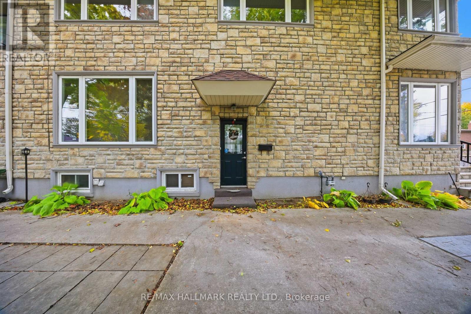 BSMT - 34 HORFIELD AVENUE, Toronto, Ontario