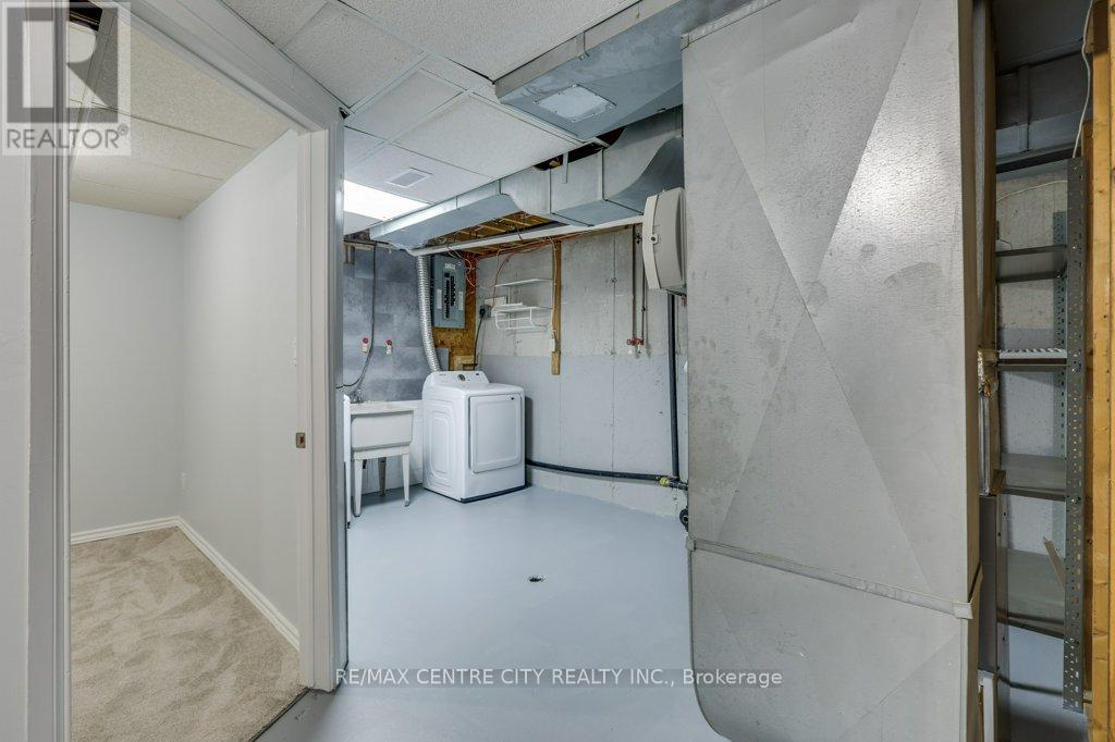 54 - 320 Westminster Avenue, London South, Ontario  N6C 5H5 - Photo 33 - X12520950