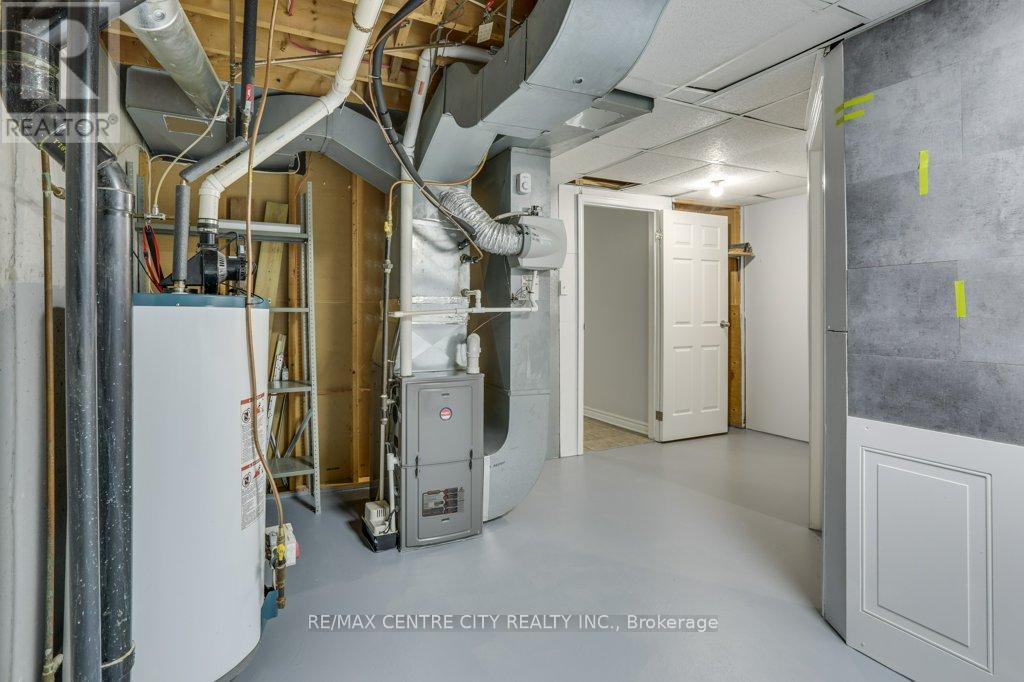 54 - 320 Westminster Avenue, London South, Ontario  N6C 5H5 - Photo 35 - X12520950