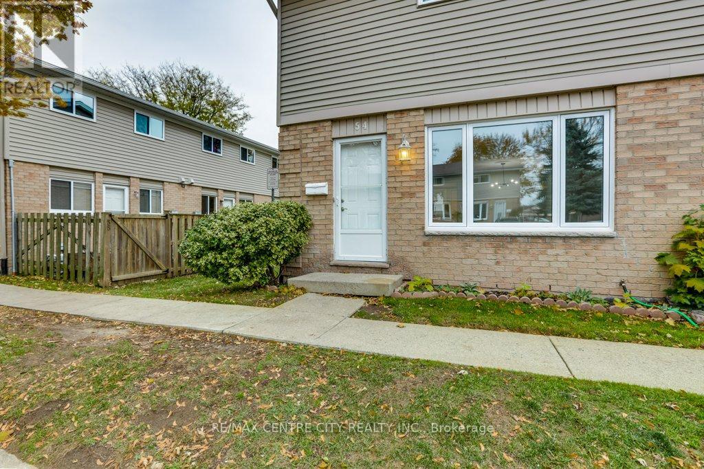 54 - 320 Westminster Avenue, London South, Ontario  N6C 5H5 - Photo 4 - X12520950