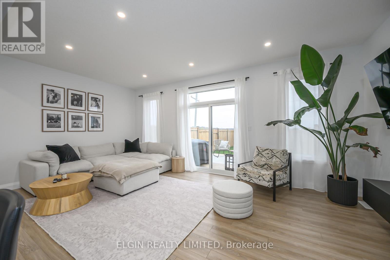 33 Evylean Court, St. Thomas, Ontario  N5P 3S6 - Photo 8 - X12521058