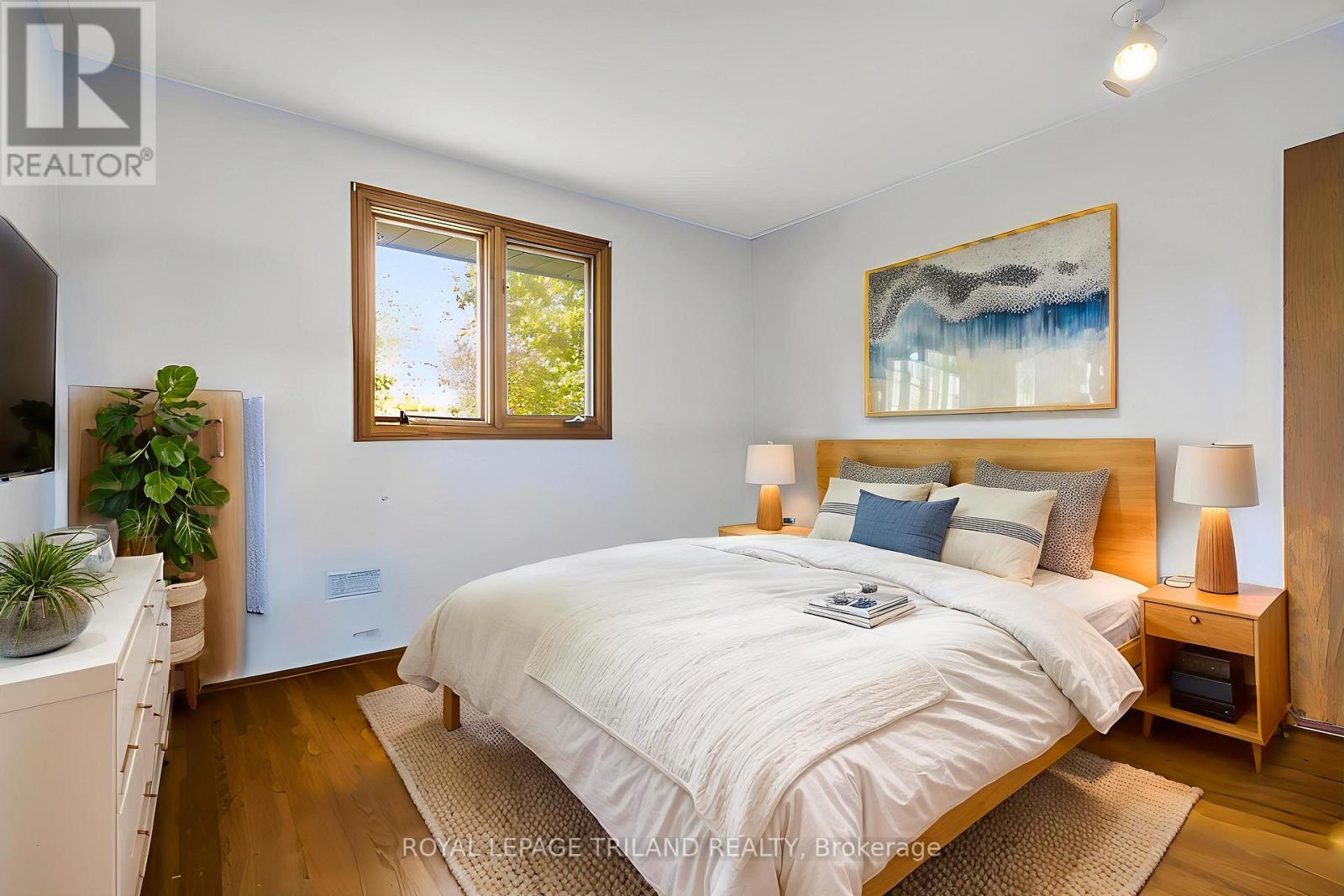 42 Applegreen Grove, London South (South N), Ontario  N6J 4K4 - Photo 12 - X12521096