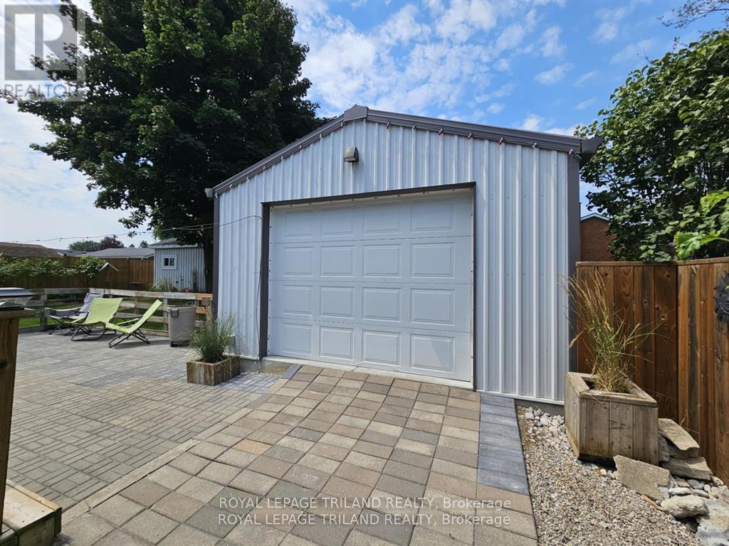 34 Confederation Drive, St. Thomas, Ontario  N5P 3Y6 - Photo 4 - X12521102