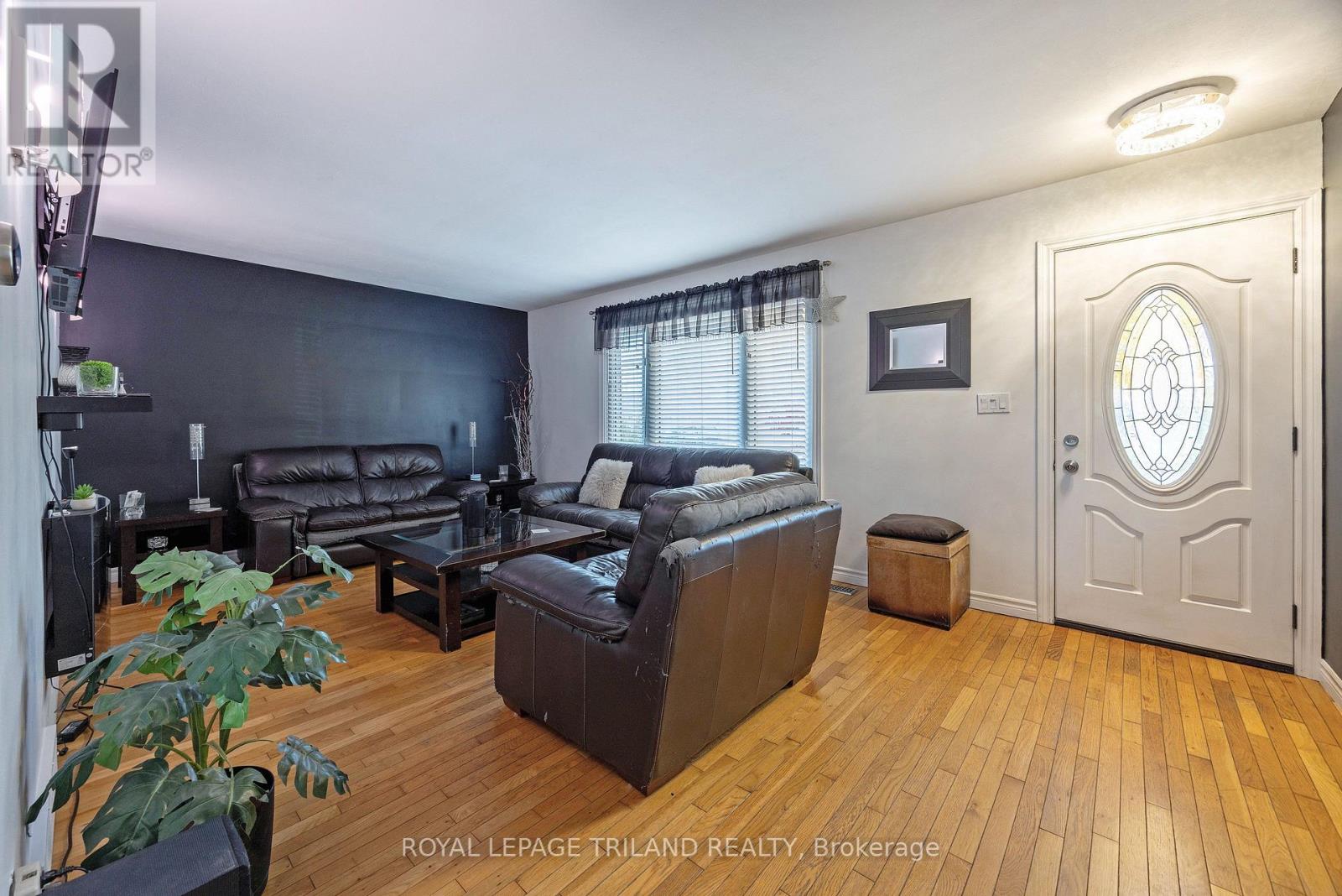 34 Confederation Drive, St. Thomas, Ontario  N5P 3Y6 - Photo 8 - X12521102