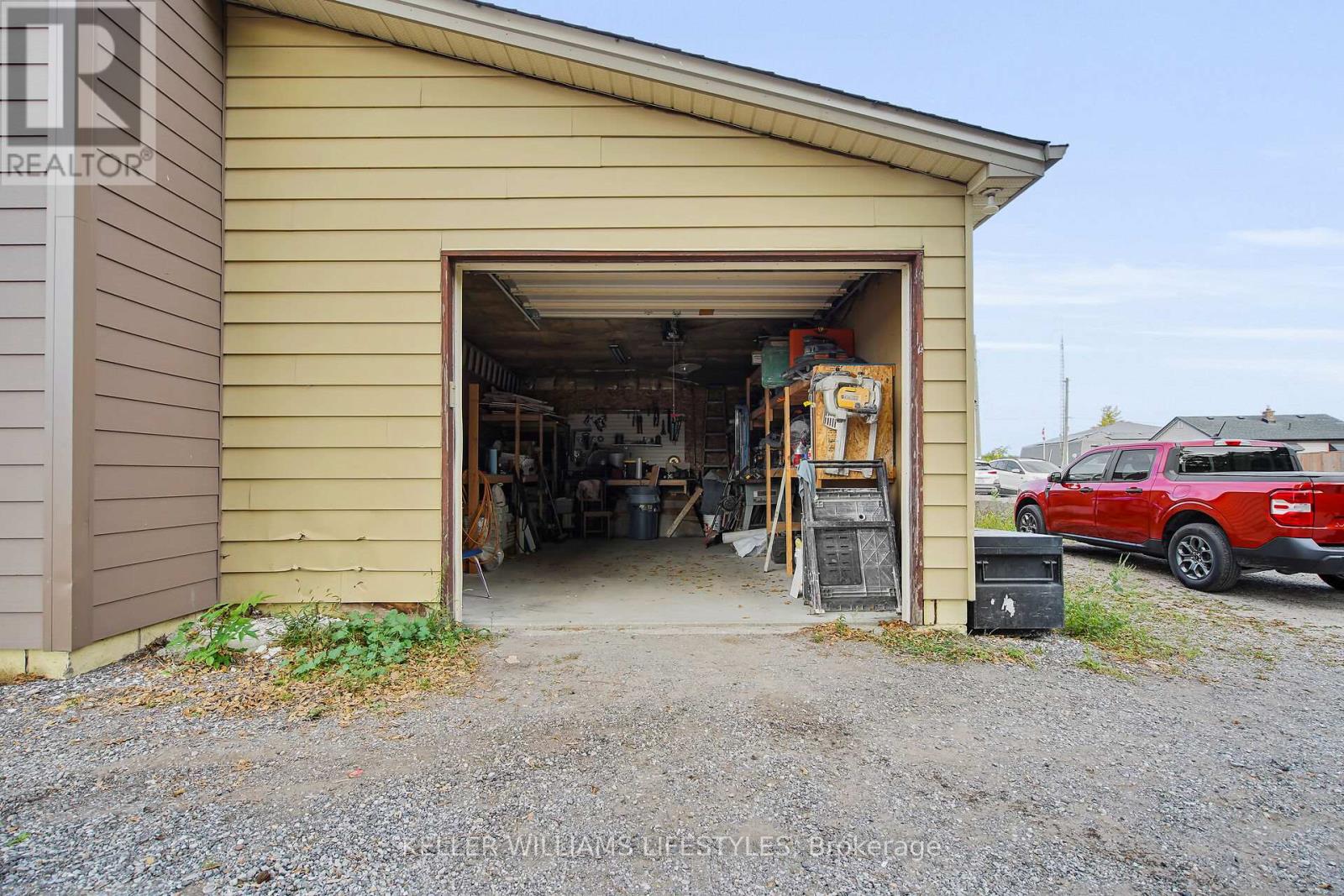 Main Floor - 22470-22474 Adelaide Road, Strathroy-Caradoc, Ontario  N0L 1W0 - Photo 17 - X12521170