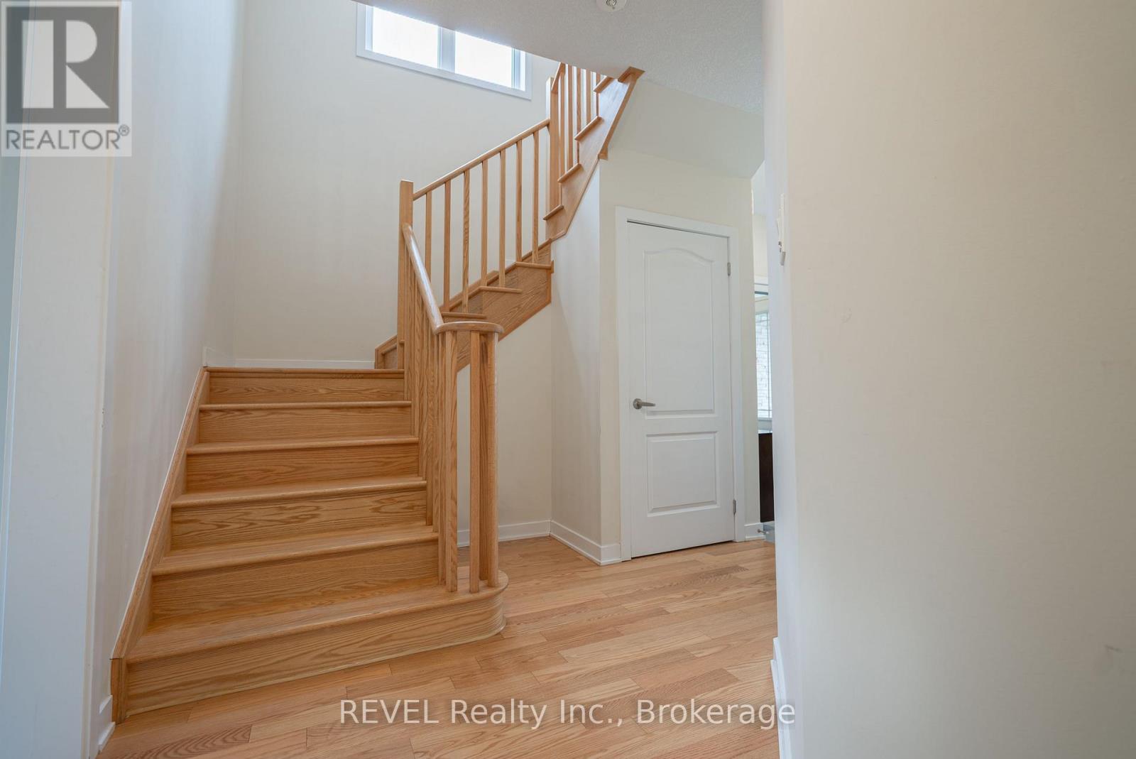 145 Stern Drive, Welland, Ontario  L3B 0M3 - Photo 5 - X12455682