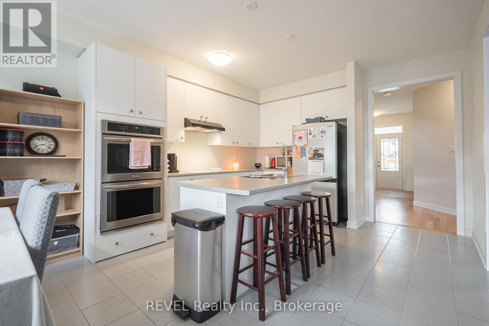 145 Stern Drive, Welland, Ontario  L3B 0M3 - Photo 7 - X12455682