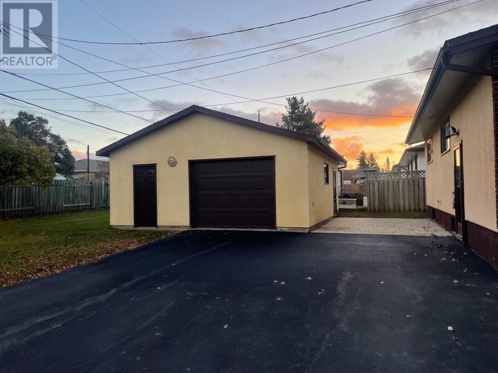 453 Amethyst Cres, Thunder Bay, Ontario P7C 1T3 - Photo 12 - TB253338