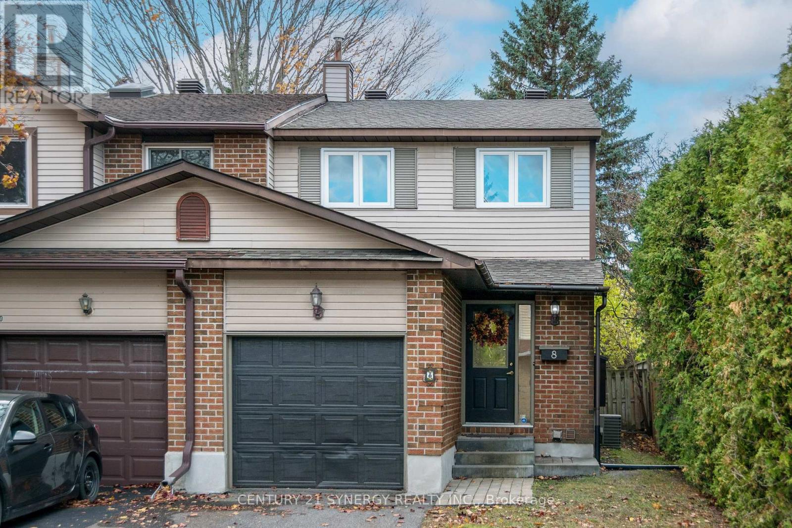 8 SUNDBACK LANE, Ottawa, Ontario