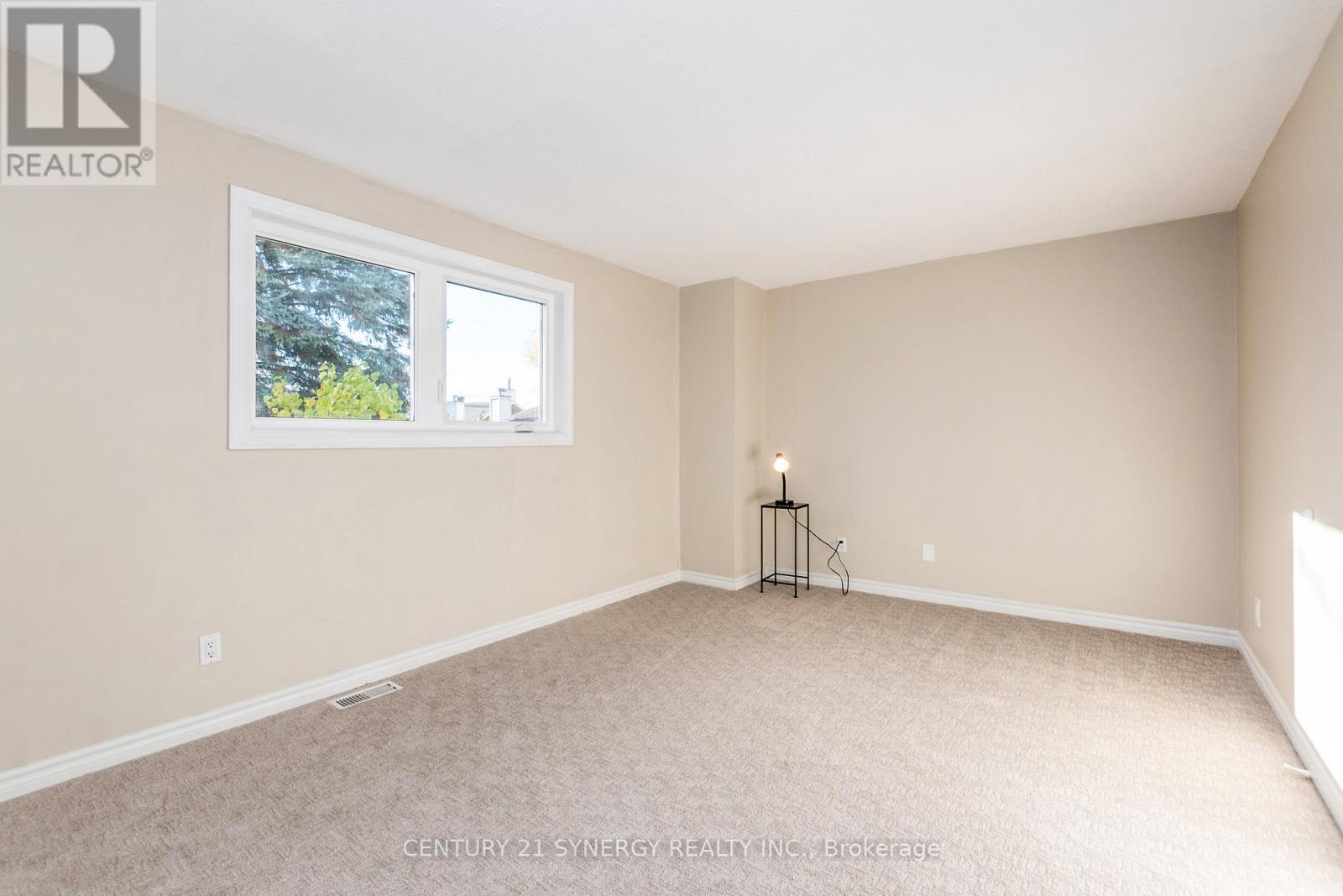 8 Sundback Lane, Ottawa, Ontario K2L 2W8 - Photo 20 - X12521062