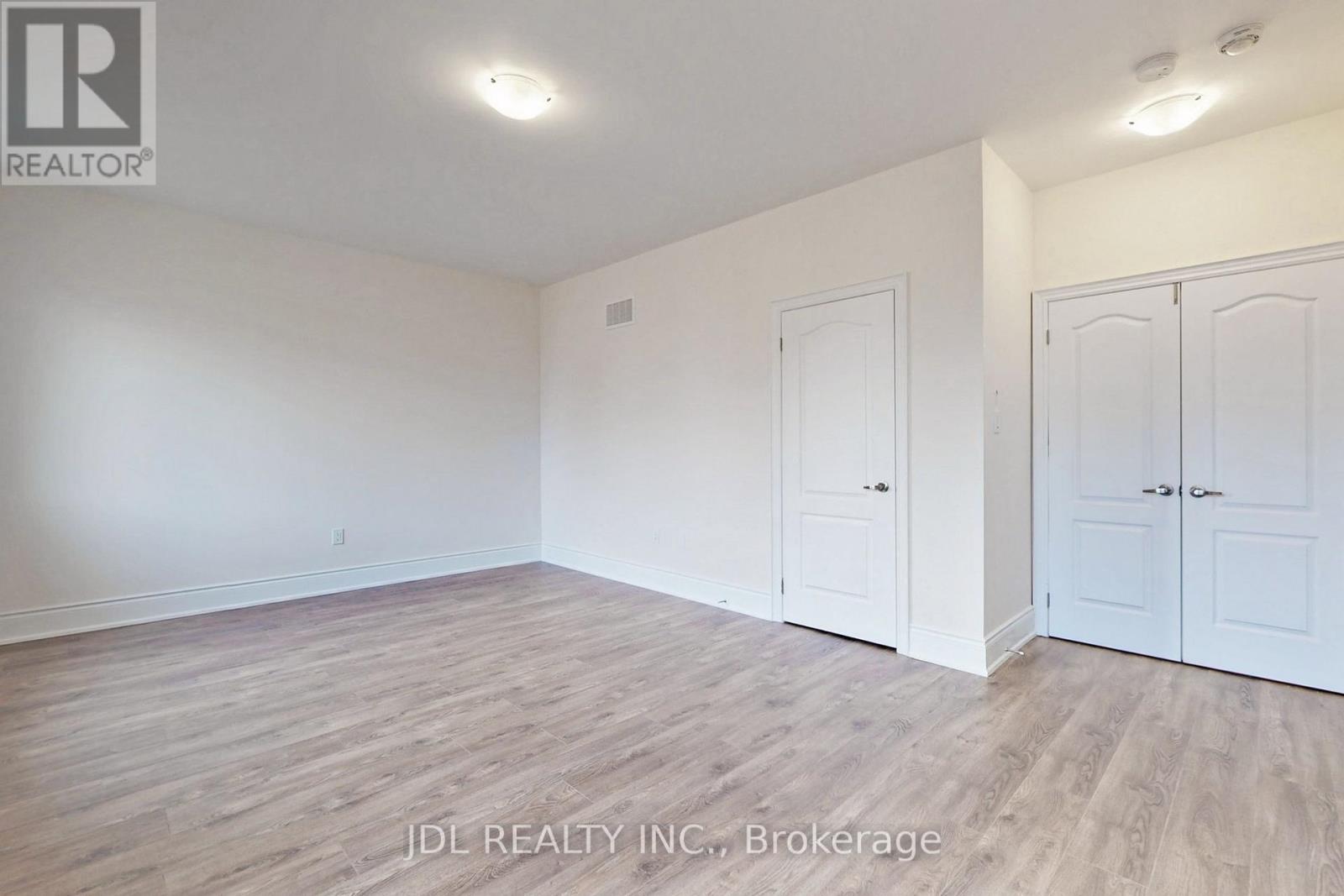 95 Giardina Crescent, Richmond Hill, Ontario  L4B 0G2 - Photo 34 - N12520724