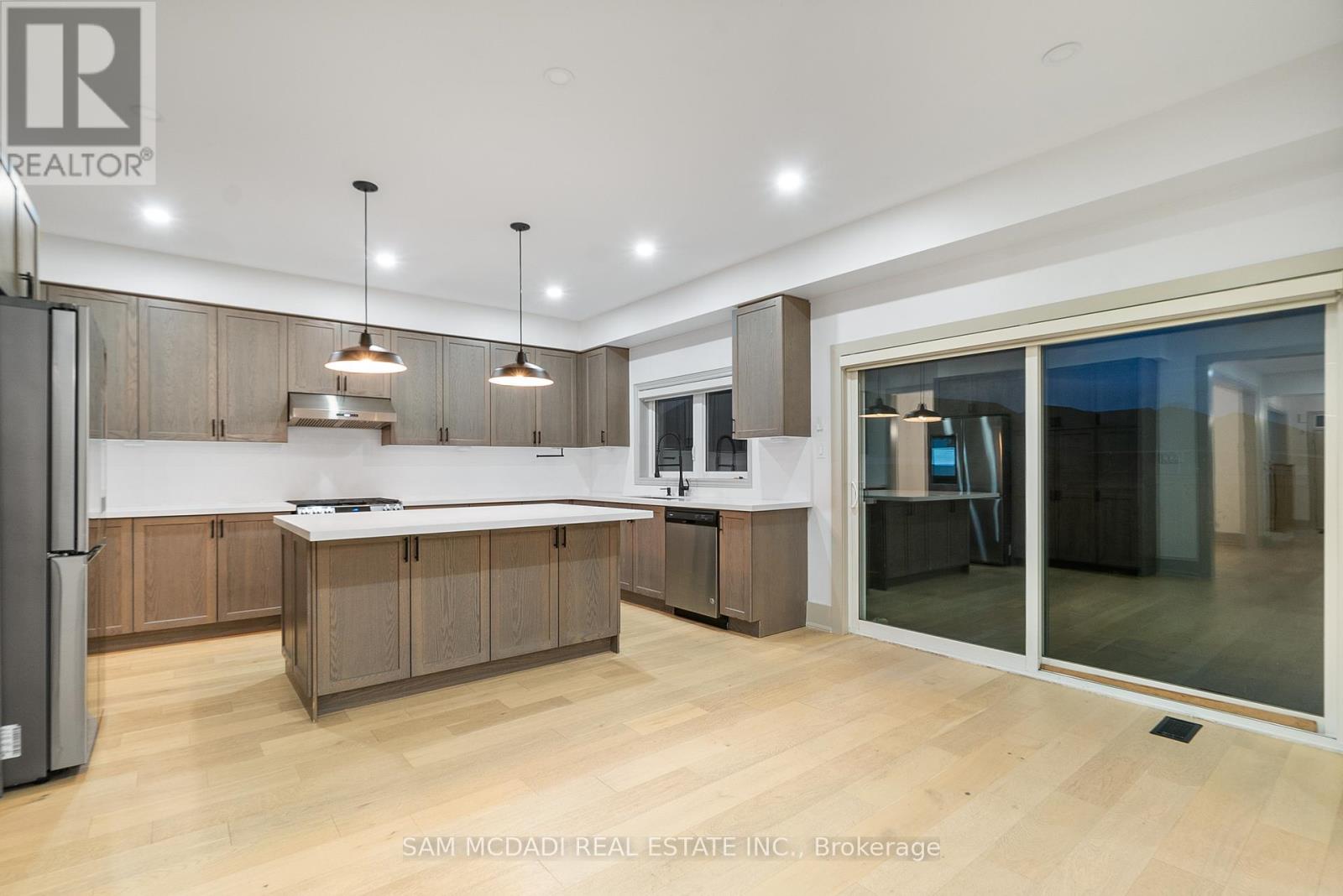 1651 Angus Street, Innisfil, Ontario  L9S 0J9 - Photo 8 - N12520736