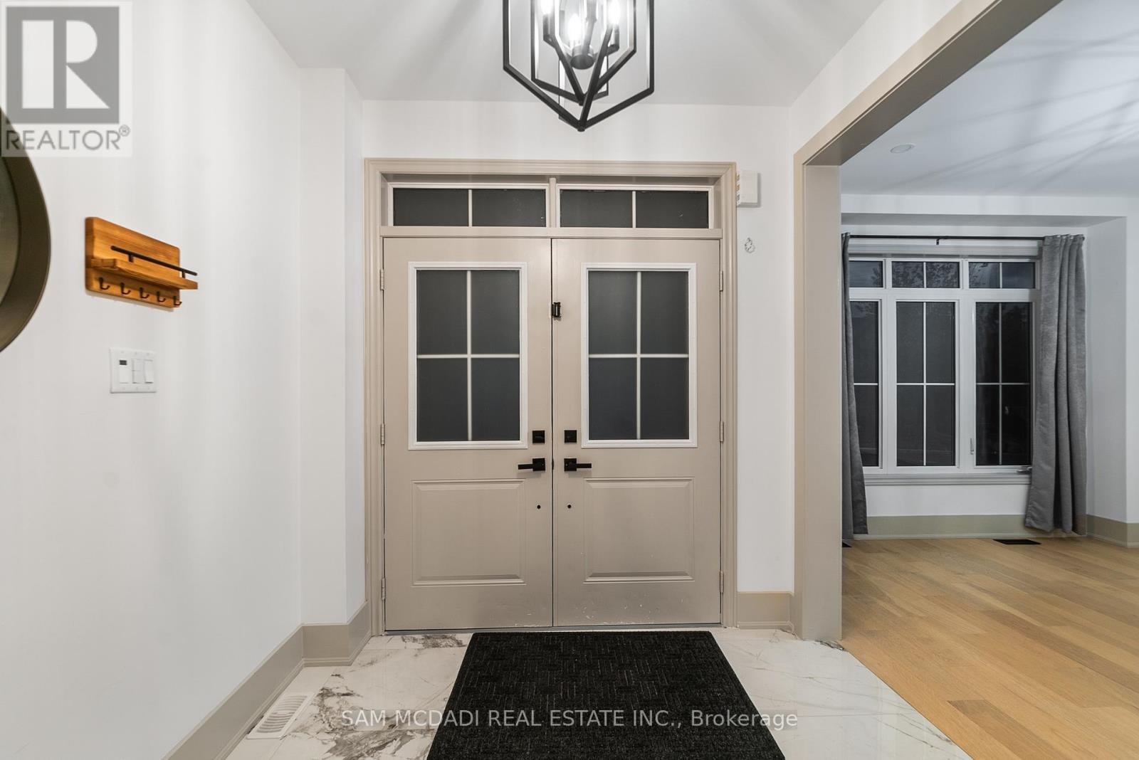 1651 Angus Street, Innisfil, Ontario  L9S 0J9 - Photo 2 - N12520738