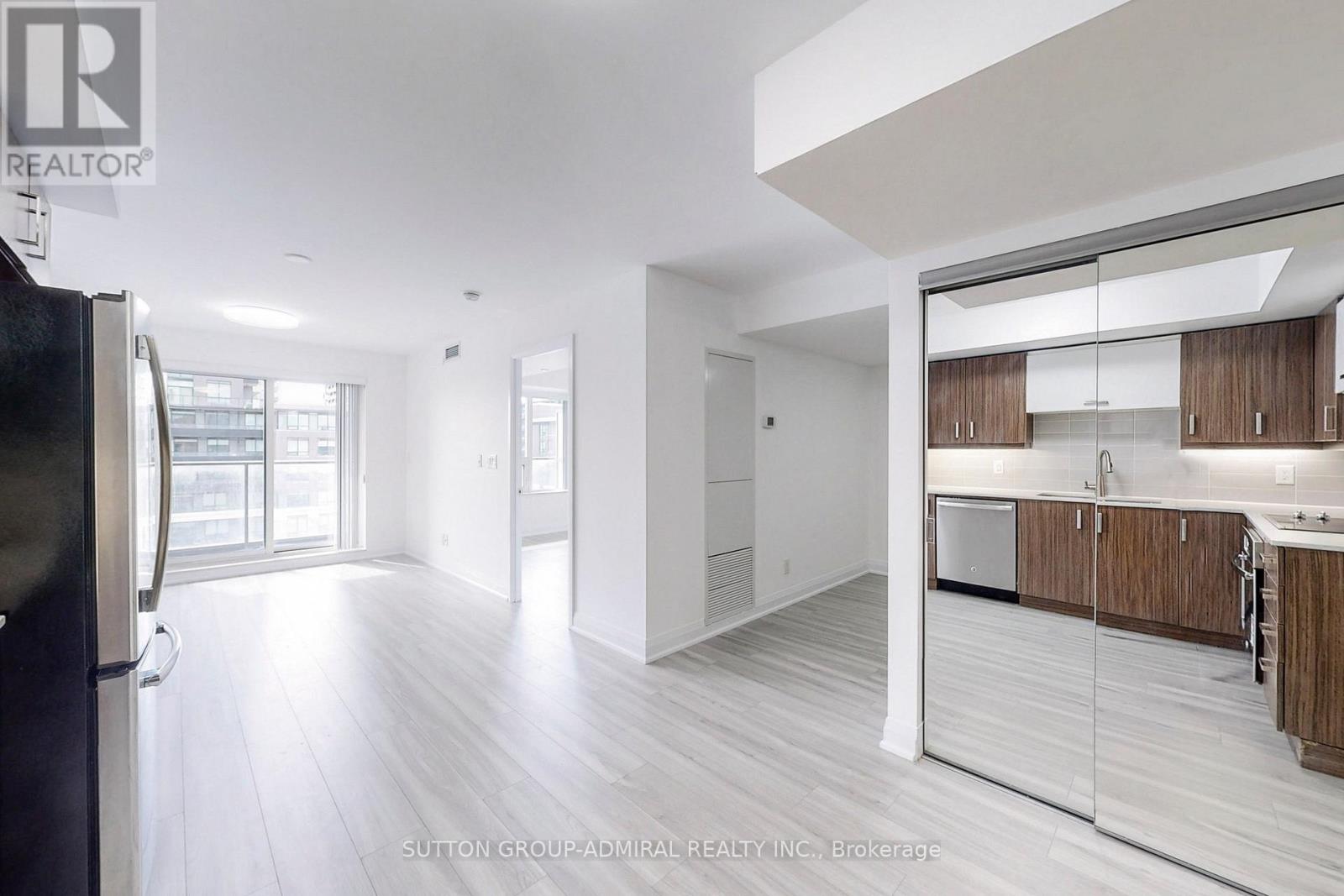 726 - 18 Uptown Drive, Markham, Ontario  L3R 5M5 - Photo 6 - N12520768