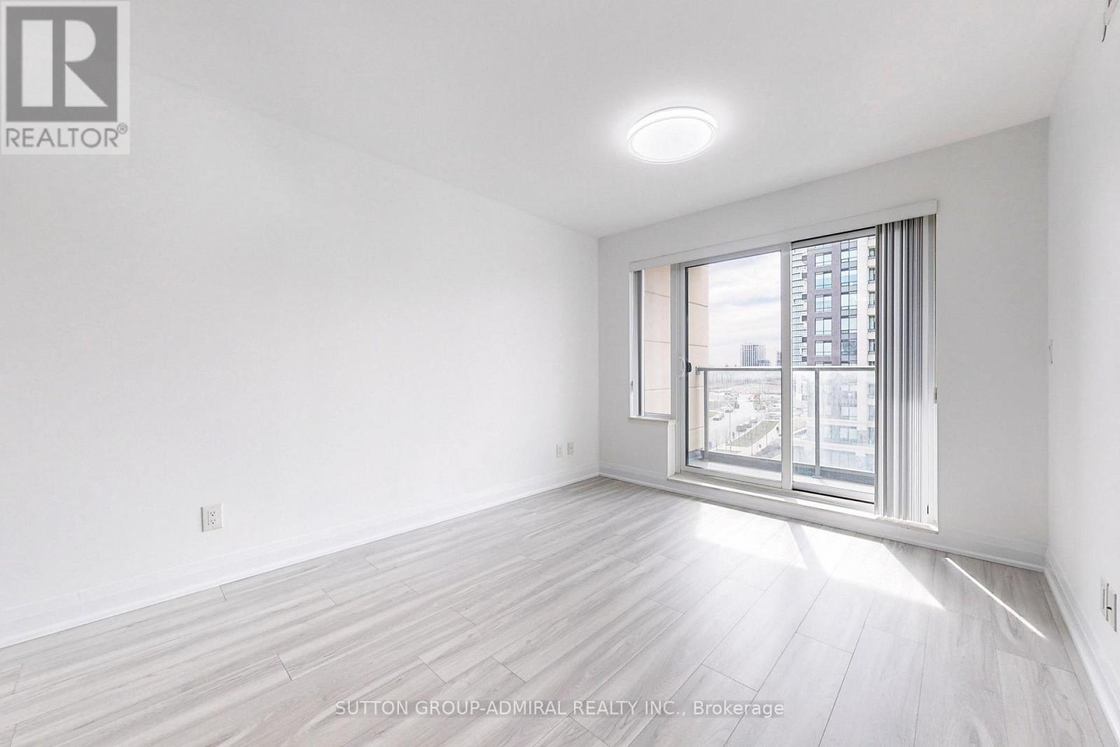 726 - 18 Uptown Drive, Markham, Ontario  L3R 5M5 - Photo 7 - N12520768