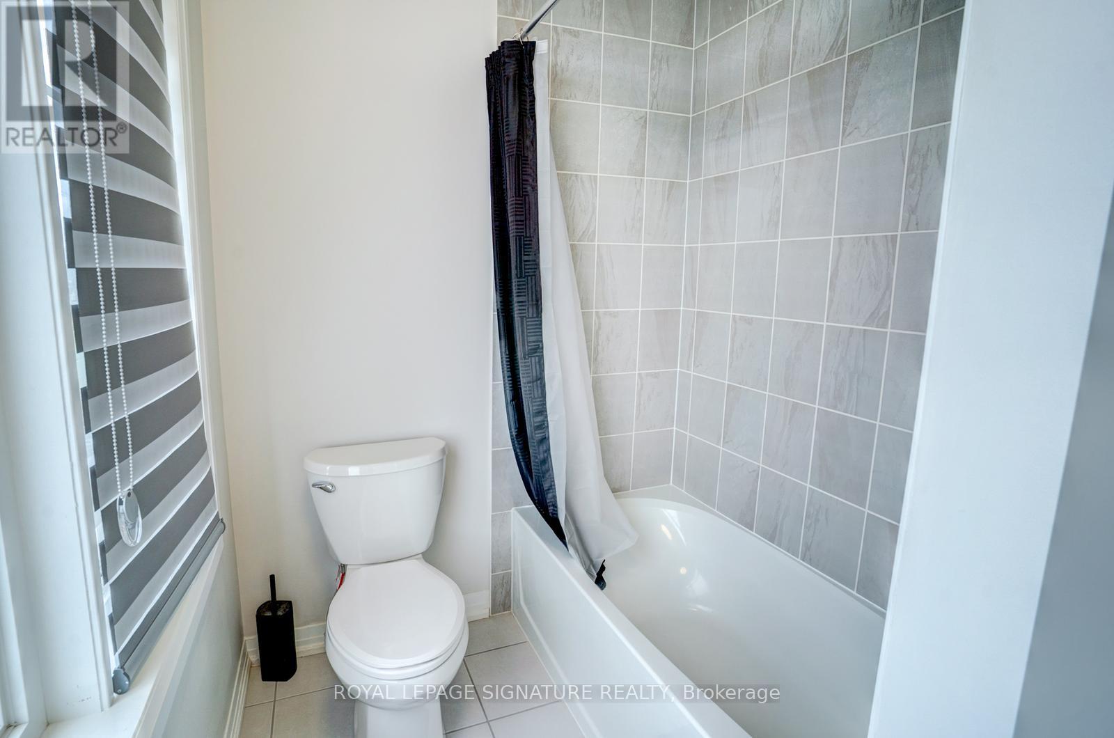 99 Bethpage Crescent, Newmarket, Ontario  L3X 1B8 - Photo 34 - N12520828