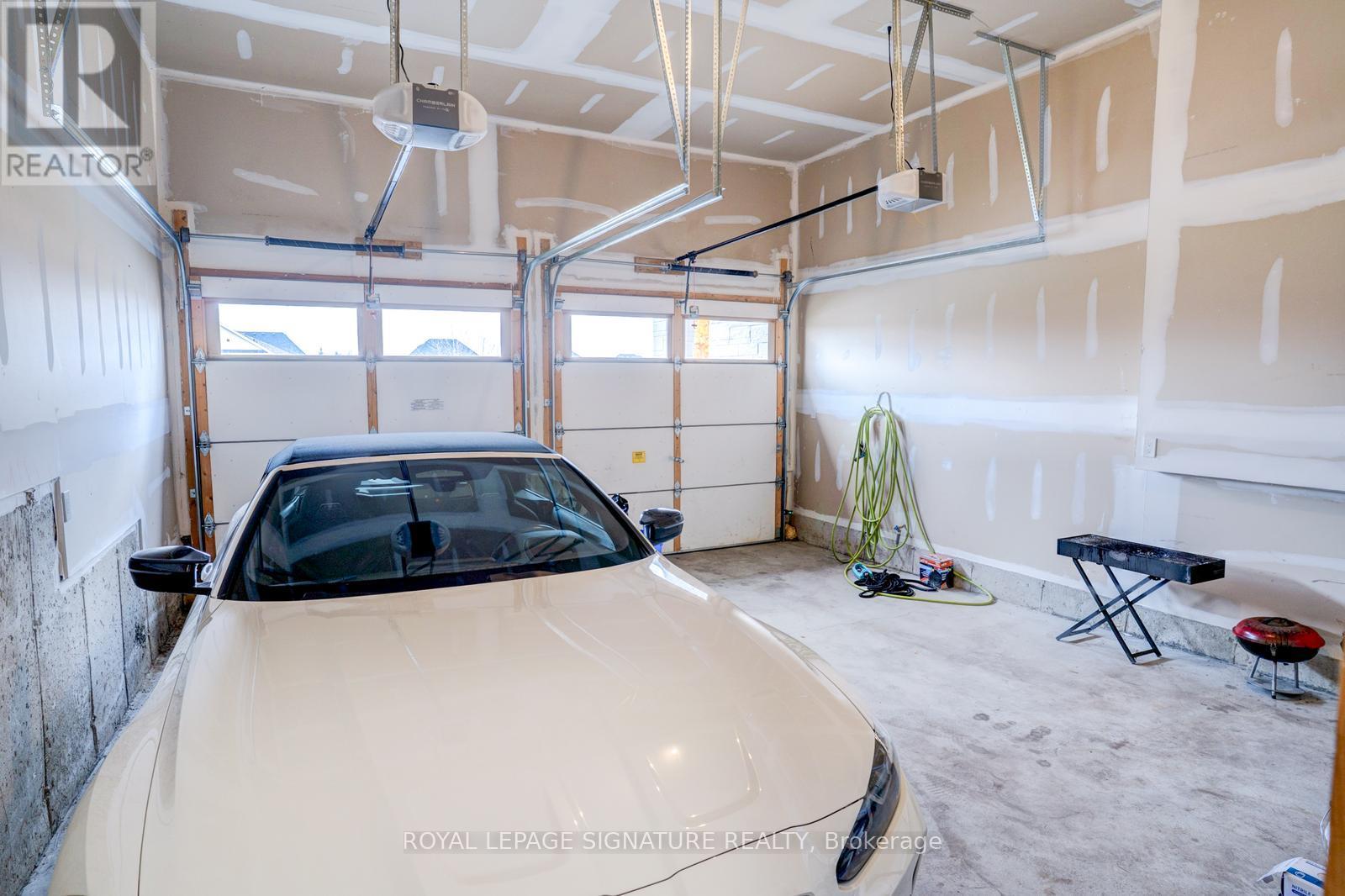 99 Bethpage Crescent, Newmarket, Ontario  L3X 1B8 - Photo 35 - N12520828