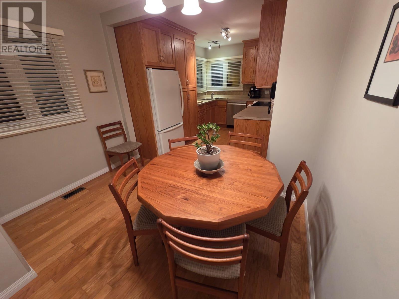 727 Bessie Ave., Thunder Bay, Ontario  P7E 1X4 - Photo 11 - TB253425