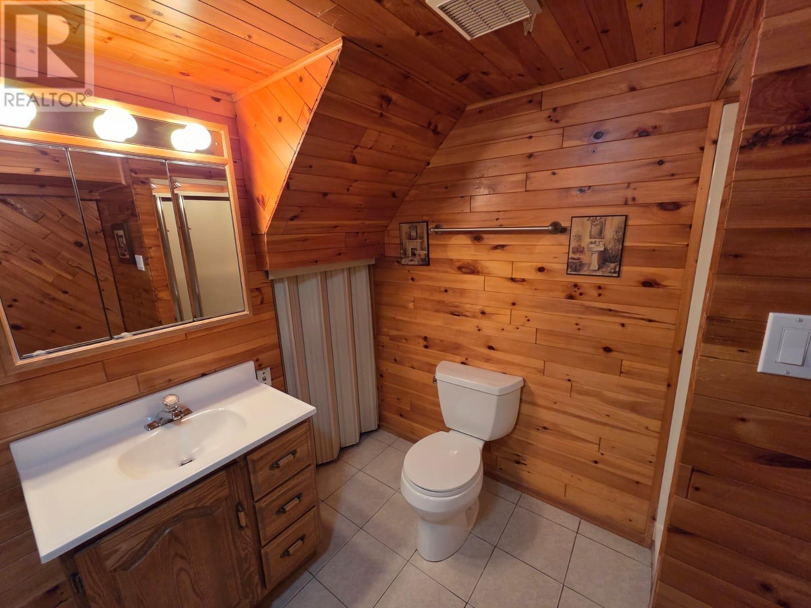 727 Bessie Ave., Thunder Bay, Ontario  P7E 1X4 - Photo 28 - TB253425