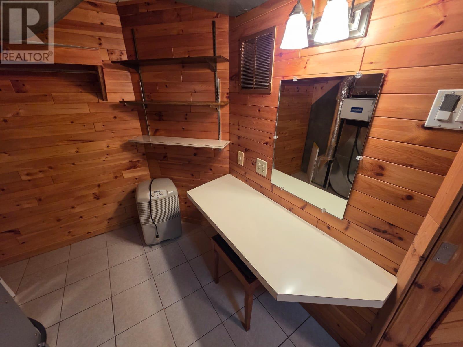 727 Bessie Ave., Thunder Bay, Ontario  P7E 1X4 - Photo 29 - TB253425