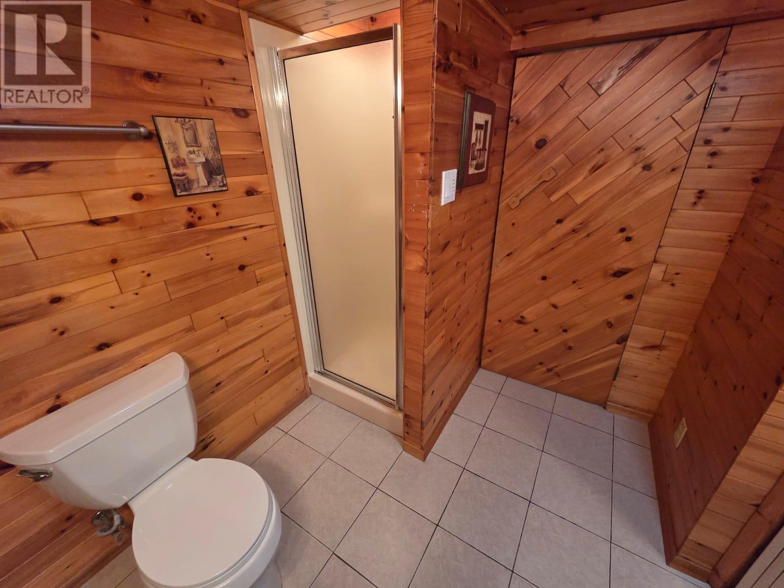 727 Bessie Ave., Thunder Bay, Ontario  P7E 1X4 - Photo 30 - TB253425