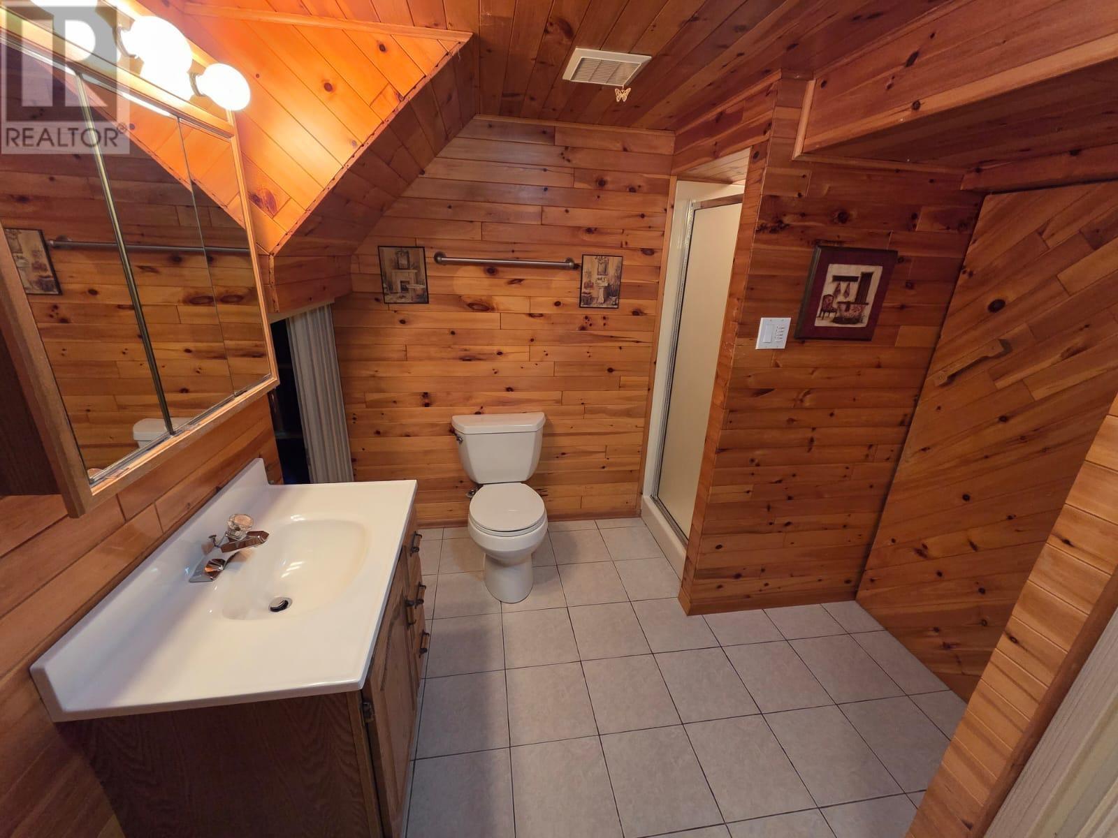 727 Bessie Ave., Thunder Bay, Ontario  P7E 1X4 - Photo 31 - TB253425