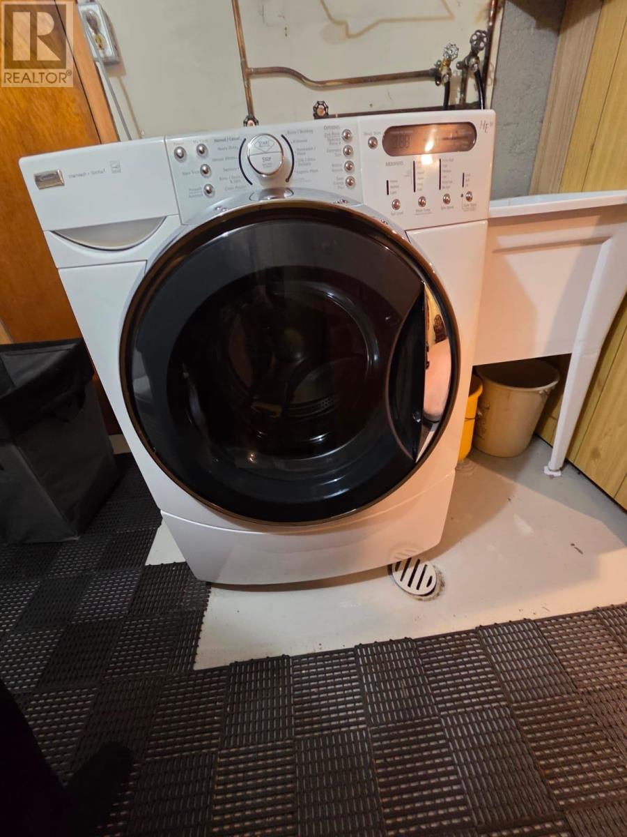 727 Bessie Ave., Thunder Bay, Ontario  P7E 1X4 - Photo 34 - TB253425