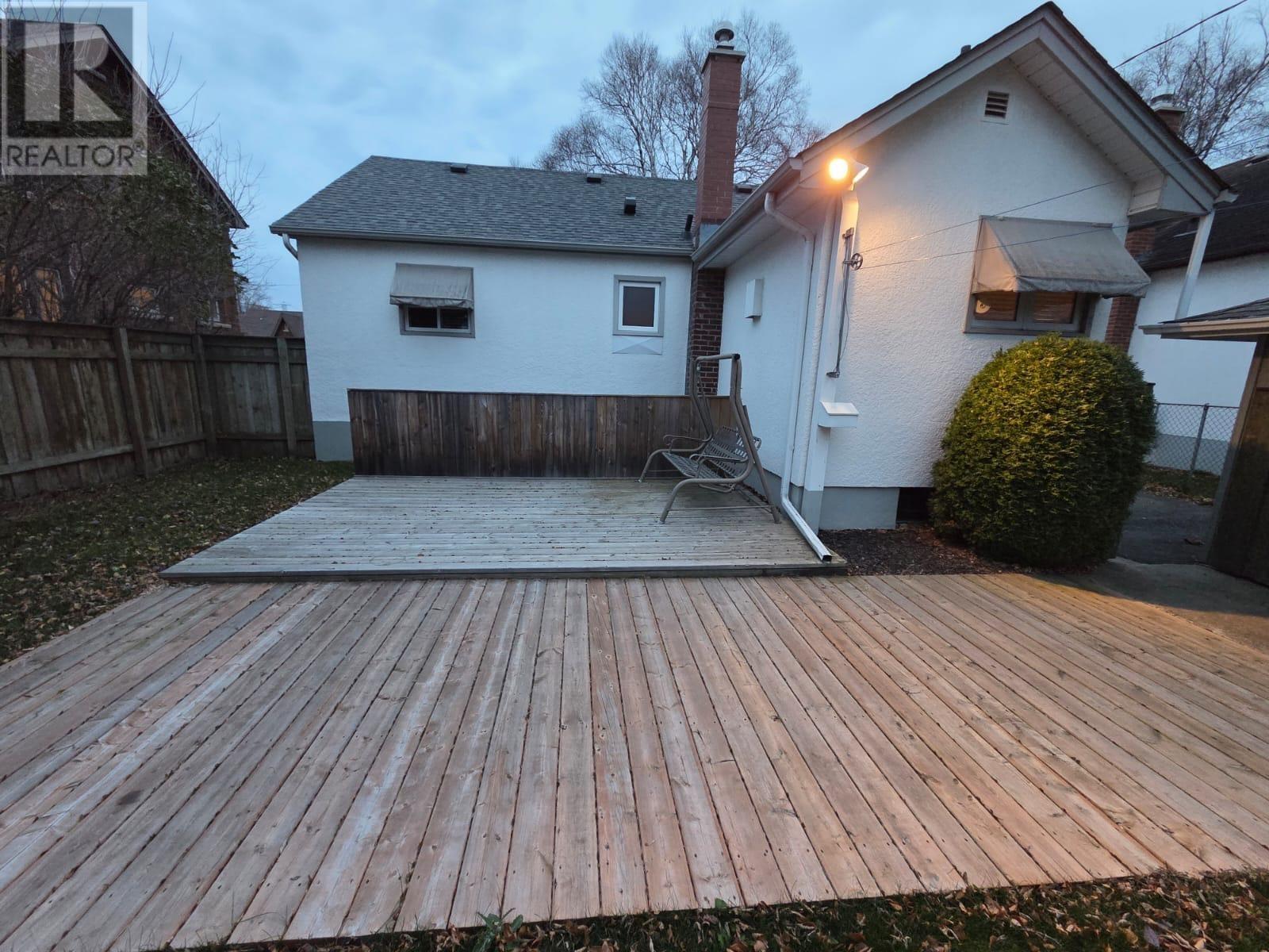 727 Bessie Ave., Thunder Bay, Ontario  P7E 1X4 - Photo 37 - TB253425