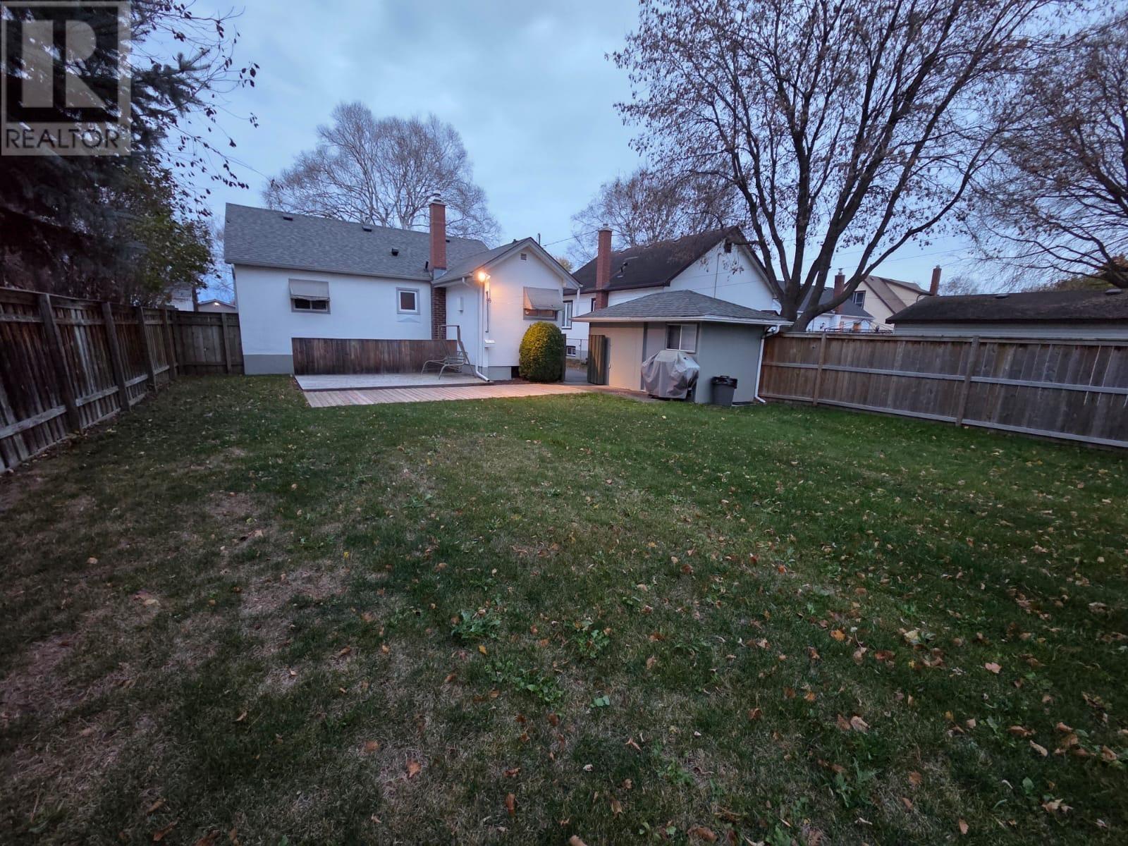 727 Bessie Ave., Thunder Bay, Ontario  P7E 1X4 - Photo 40 - TB253425