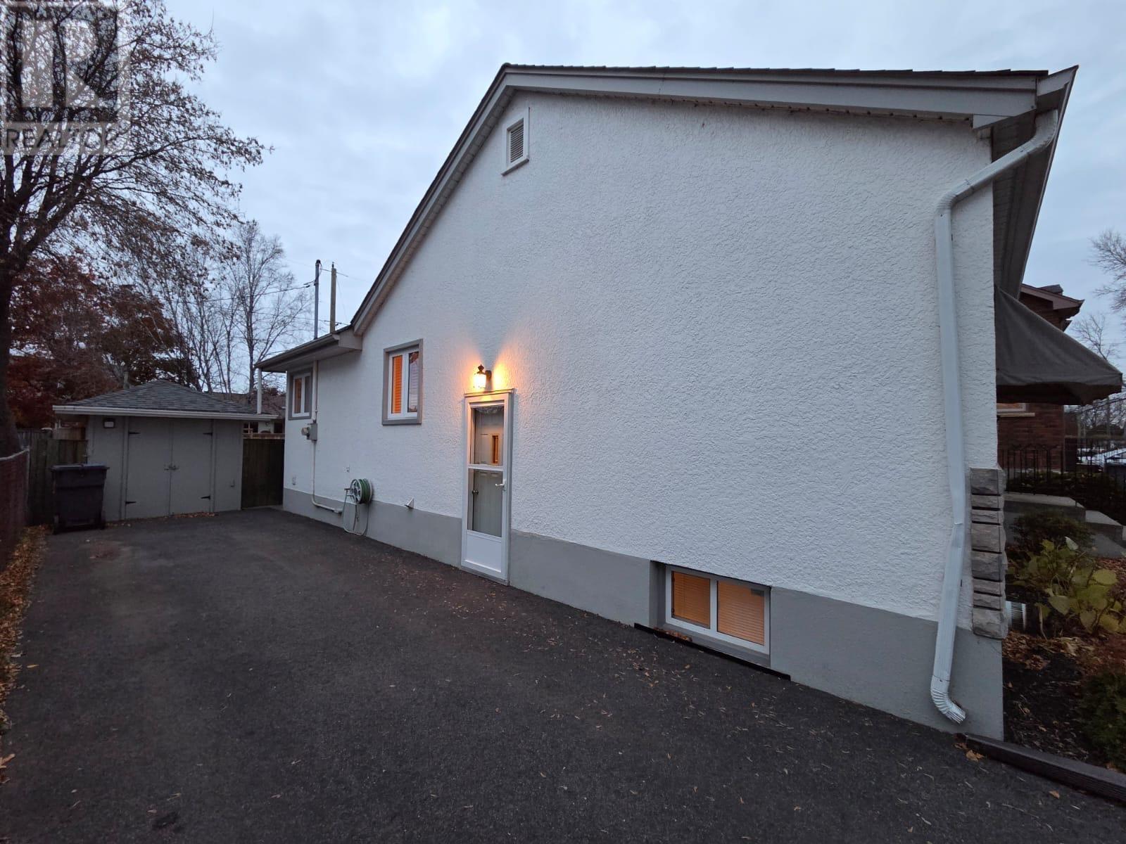 727 Bessie Ave., Thunder Bay, Ontario  P7E 1X4 - Photo 41 - TB253425