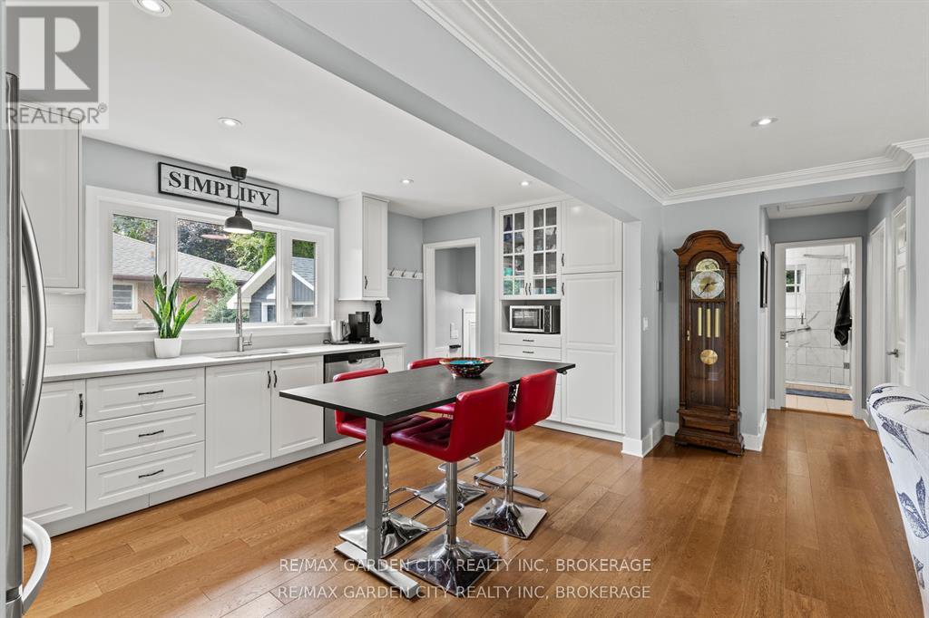 629 Penner Street, Niagara-On-The-Lake, Ontario  L0S 1T0 - Photo 19 - X12520988