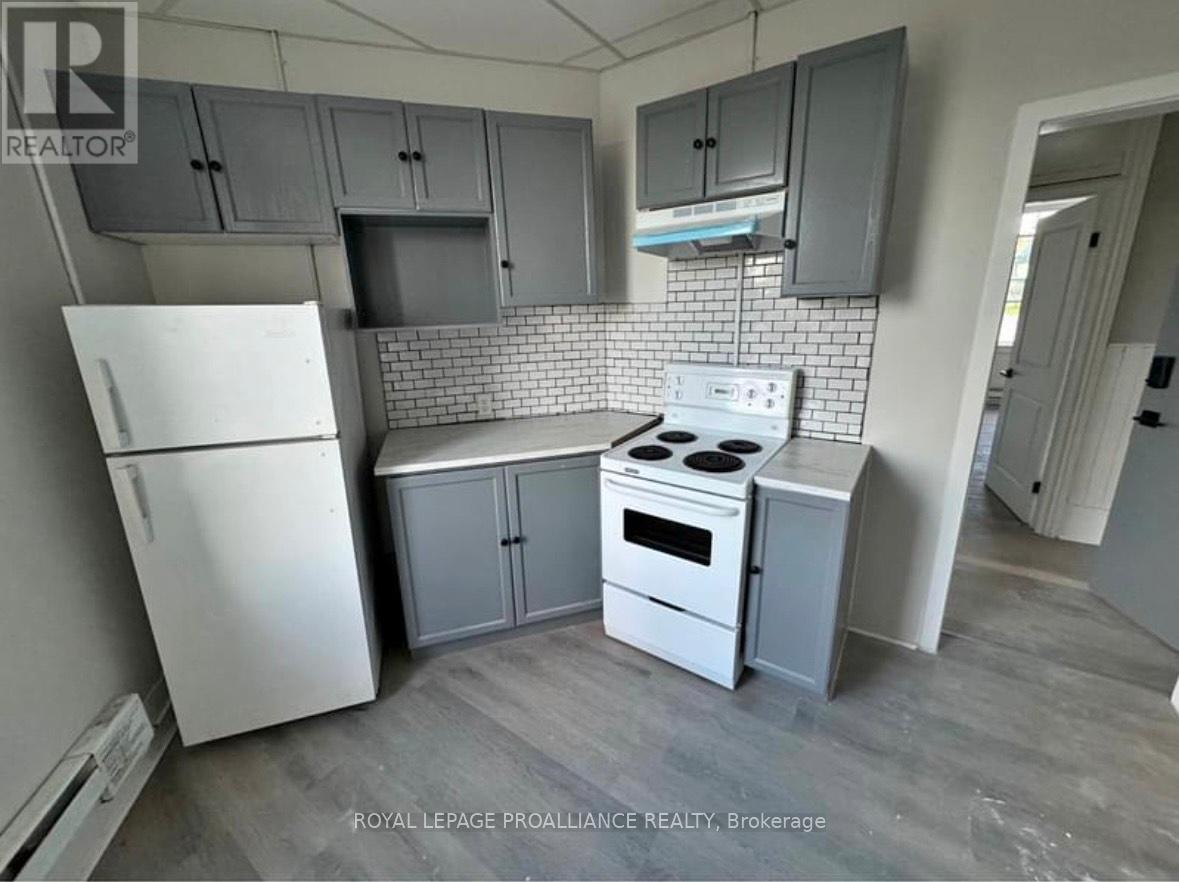 A - 48 King Street, Quinte West, Ontario  K8V 3V8 - Photo 6 - X12507486