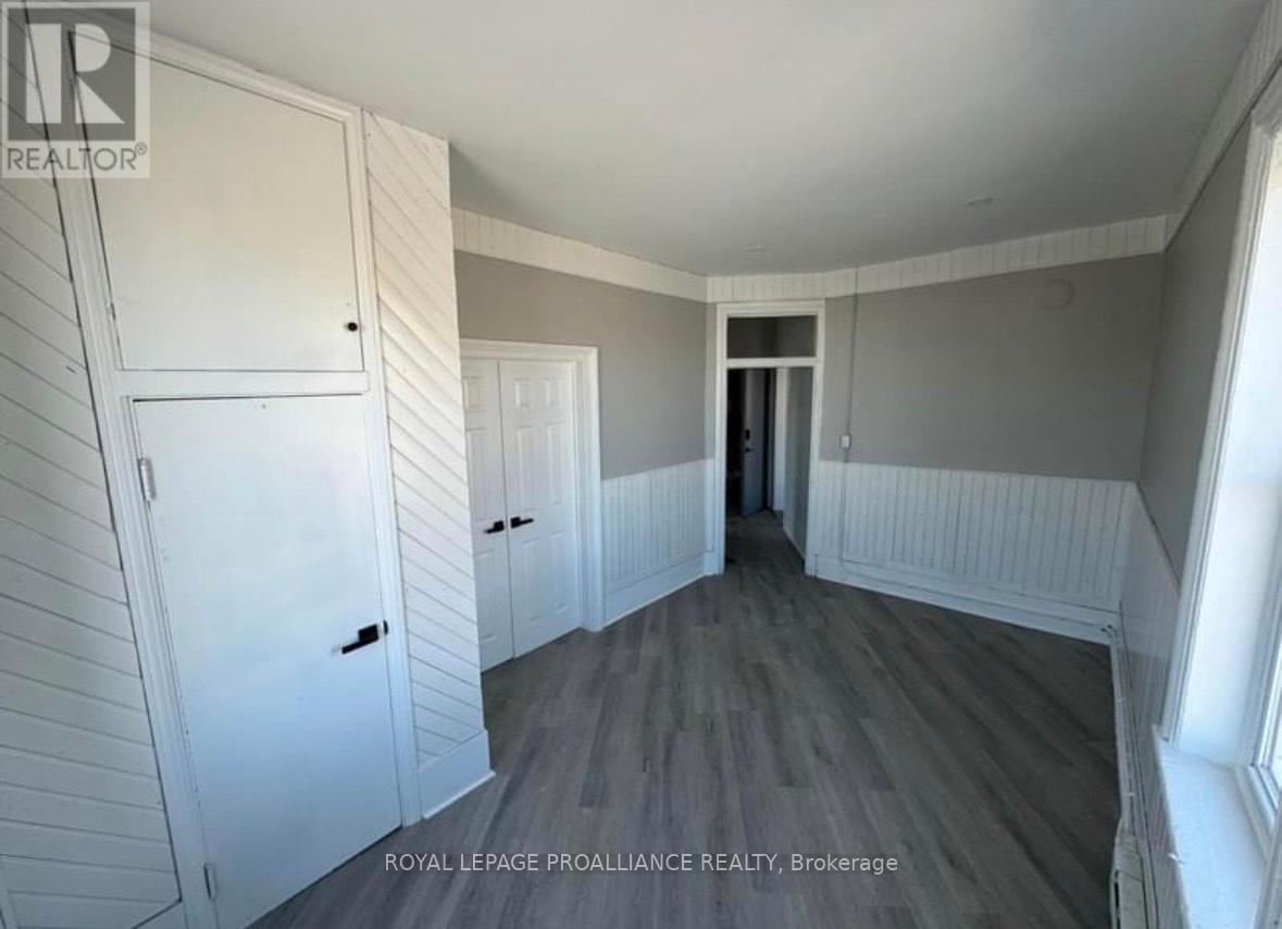 A - 48 King Street, Quinte West, Ontario  K8V 3V8 - Photo 9 - X12507486