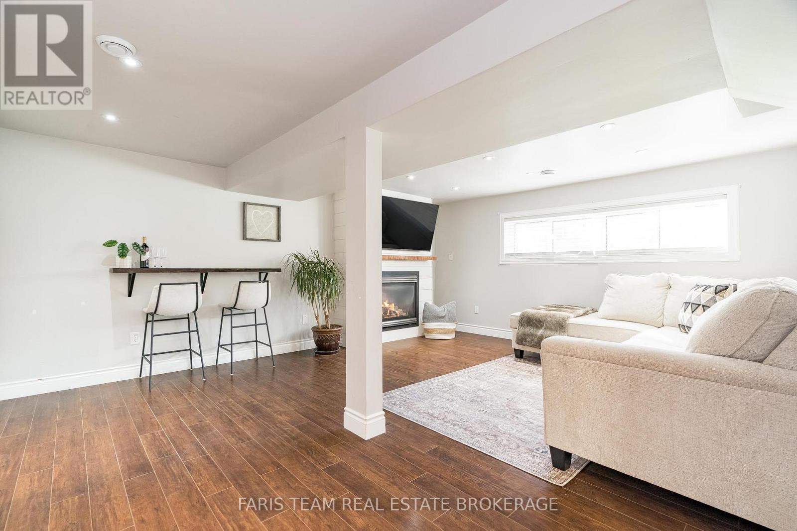 7 Gowan Road, Oro-Medonte, Ontario  L0L 2L0 - Photo 25 - S12520712