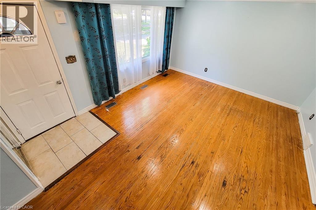 4433 Meadowvale Drive, Niagara Falls, Ontario  L2E 5W8 - Photo 17 - 40786523