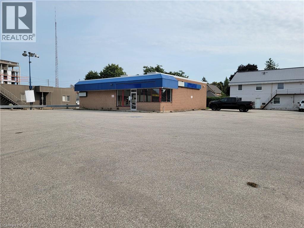 189 10th Street, Hanover, Ontario  N4N 1N8 - Photo 1 - 40786371