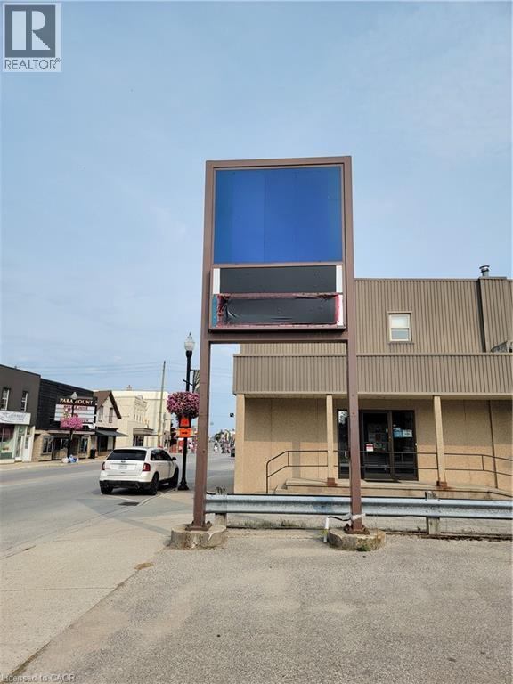 189 10th Street, Hanover, Ontario  N4N 1N8 - Photo 3 - 40786371