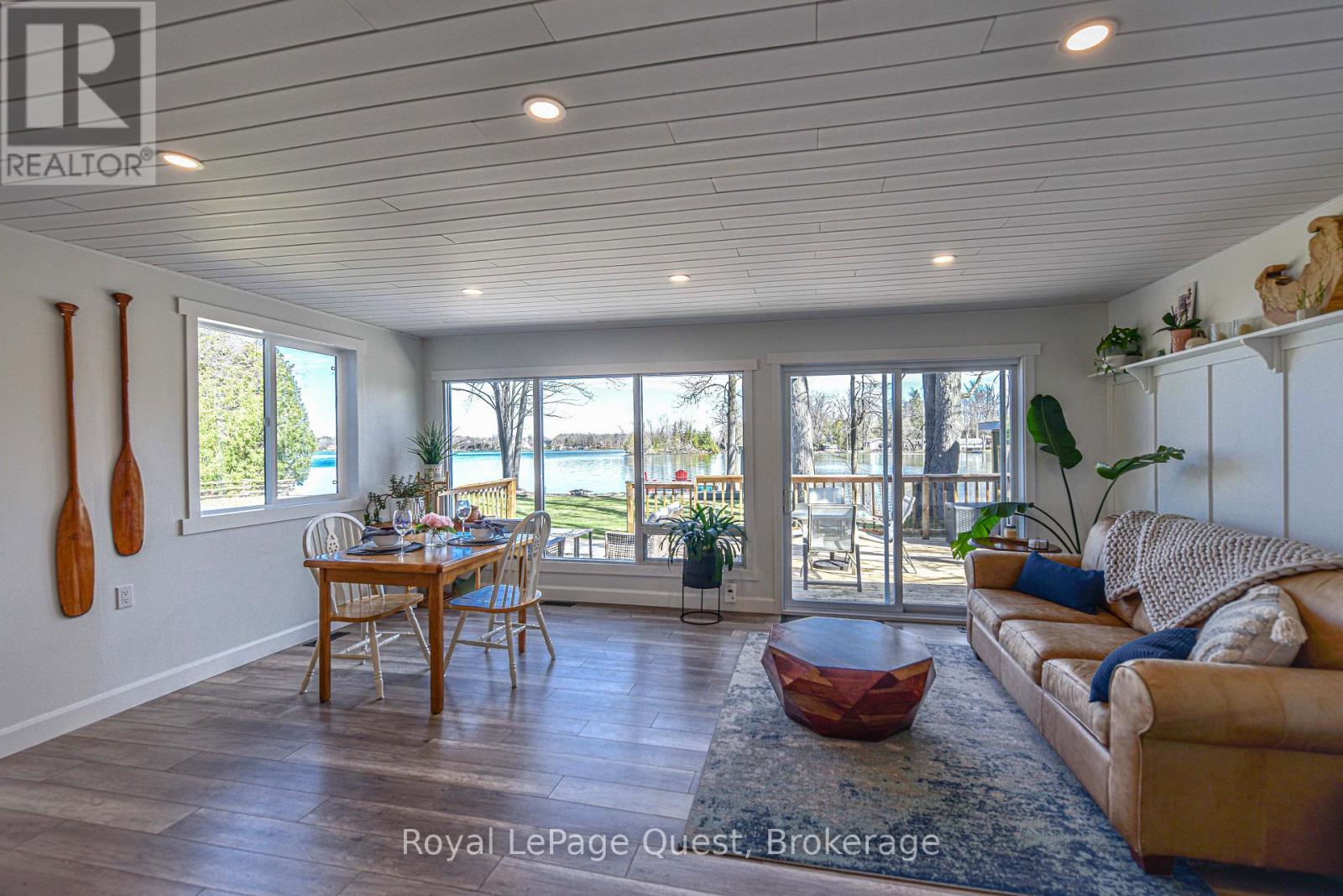 4304 Plum Point Road, Ramara, Ontario L3V 0P8 - Photo 16 - S12521150