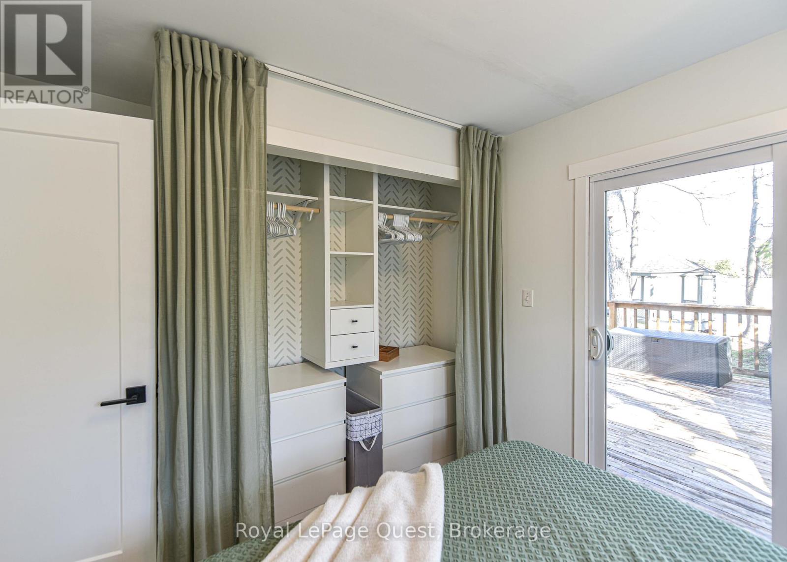 4304 Plum Point Road, Ramara, Ontario L3V 0P8 - Photo 21 - S12521150