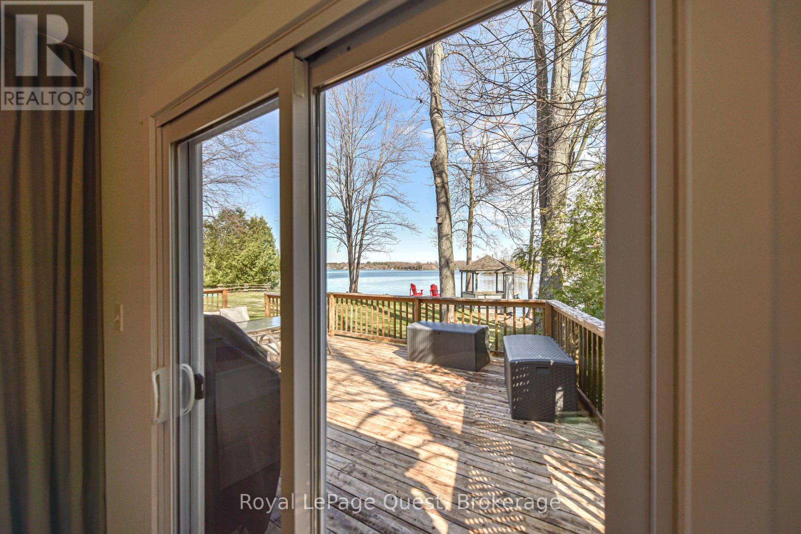 4304 Plum Point Road, Ramara, Ontario L3V 0P8 - Photo 22 - S12521150