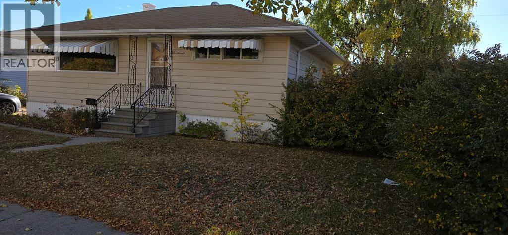 488 Northmount Drive NW, Calgary, Alberta