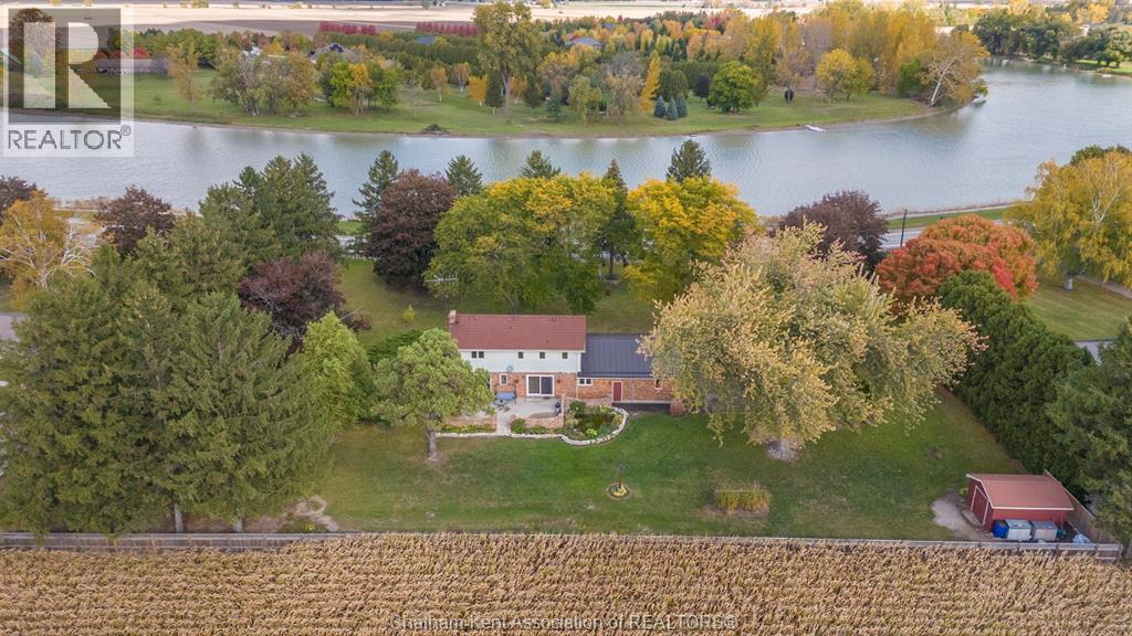 MLS# 25026497: 6774 Riverview LINE, Chatham, Canada