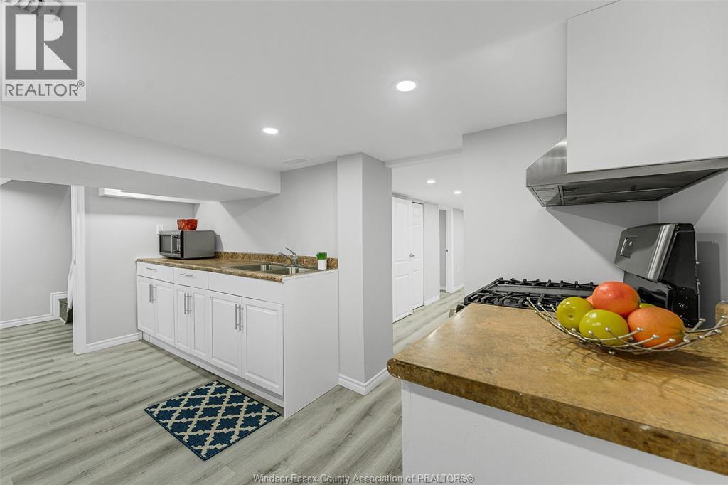 1061 Highland Avenue, Windsor, Ontario N9A 1R6 - Photo 43 - 25028290