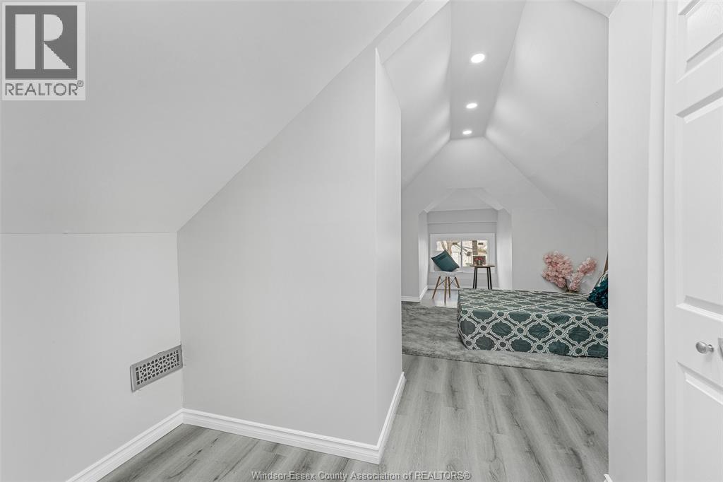 1061 Highland Avenue, Windsor, Ontario N9A 1R6 - Photo 36 - 25028290