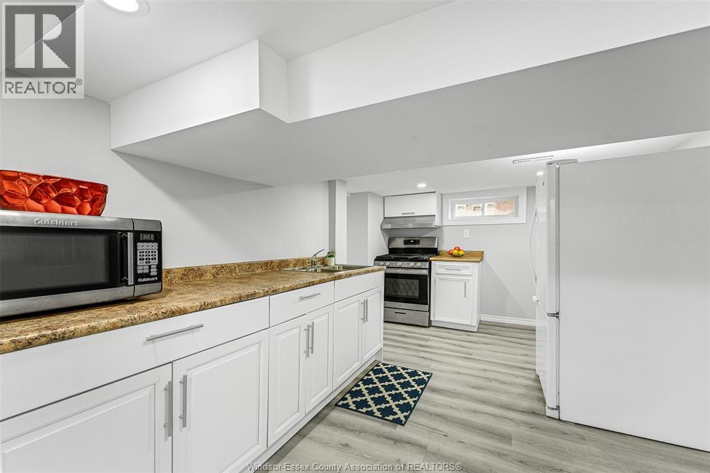 1061 Highland Avenue, Windsor, Ontario N9A 1R6 - Photo 42 - 25028290
