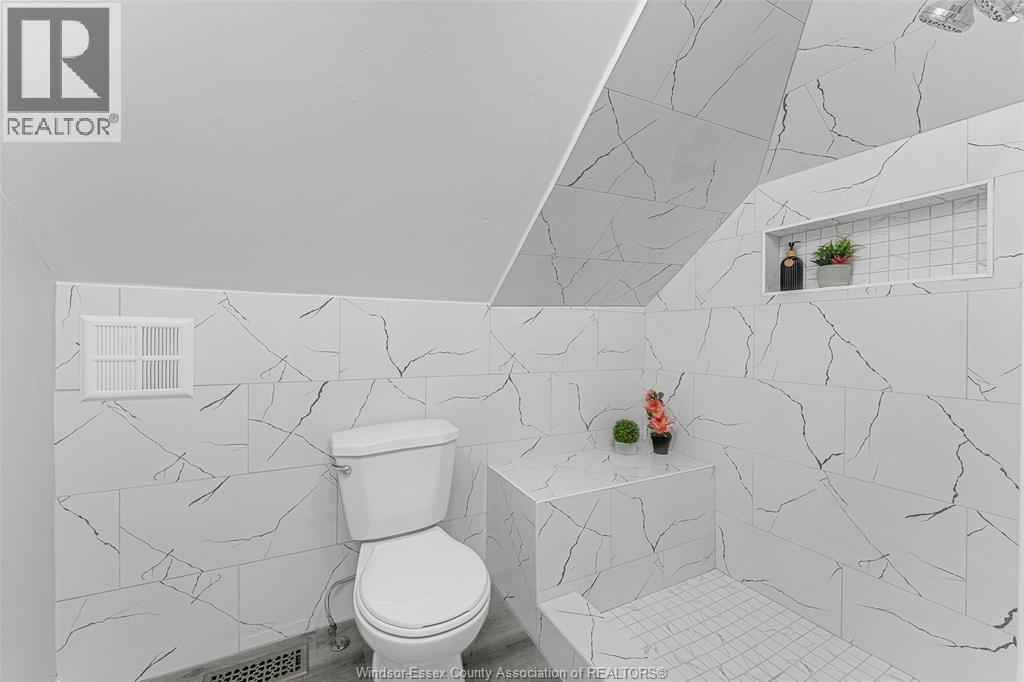 1061 Highland Avenue, Windsor, Ontario N9A 1R6 - Photo 39 - 25028290