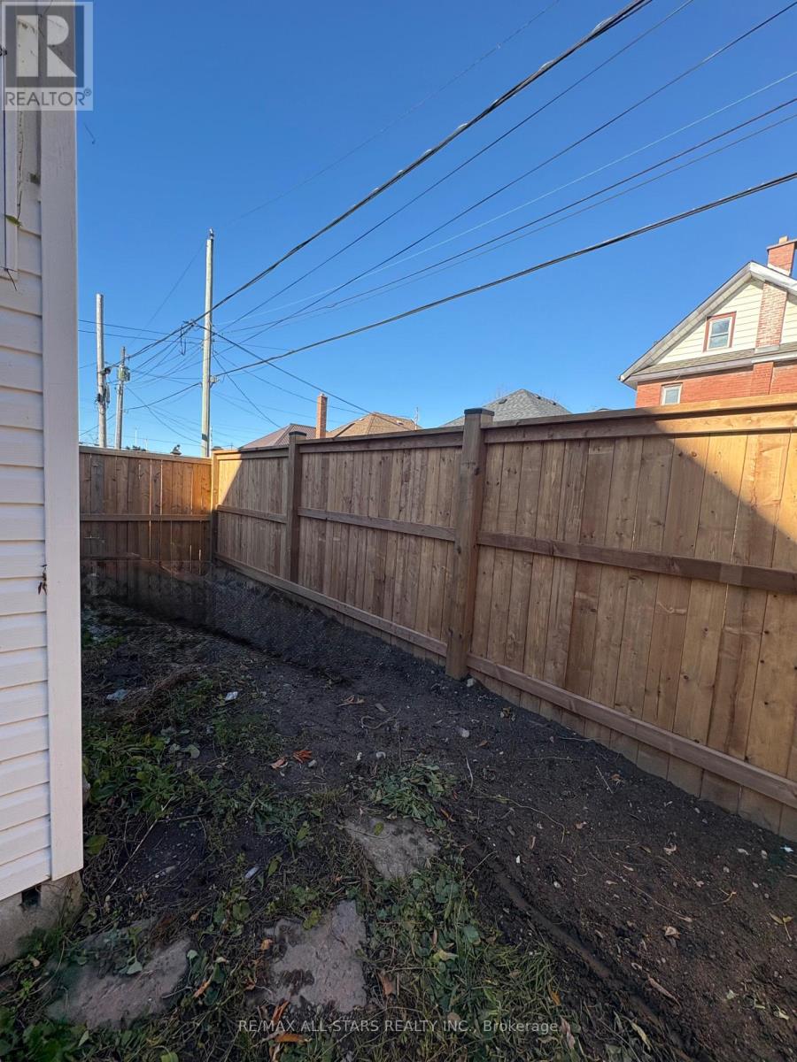 280 Lansdowne Street W, Peterborough (Ashburnham Ward 4), Ontario  K9J 1Y8 - Photo 30 - X12520948