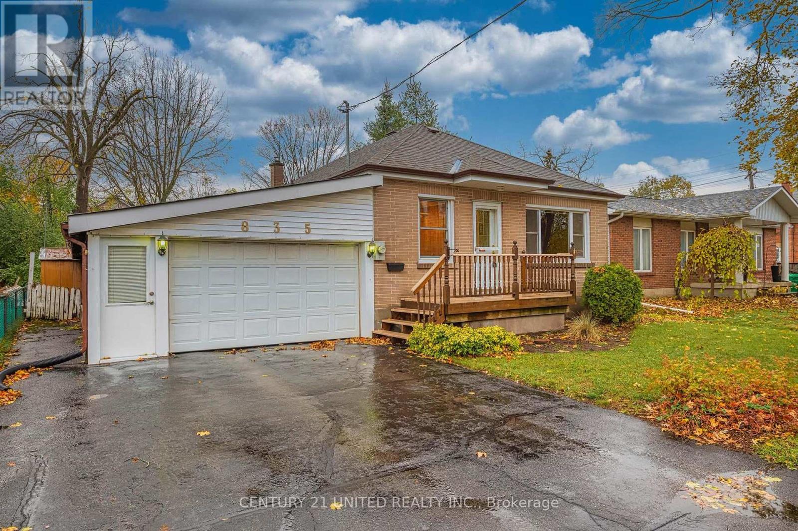 835 Barnardo Avenue, Peterborough, Ontario  K9H 5W1 - Photo 2 - X12520956